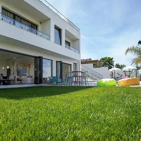 Modern Masterpiece With Sea And Views !!! * Rrashbull
