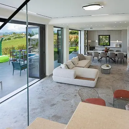 Modern Masterpiece With Sea And Views !!! Gasthuis Rrashbull